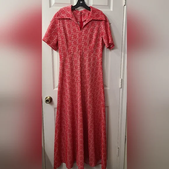 Vintage 1970s Jacquard Double Knit Maxi Dress - Picture 7 of 8